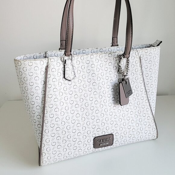 GUESS Logo Print Tote Bag - Picture 1 of 9